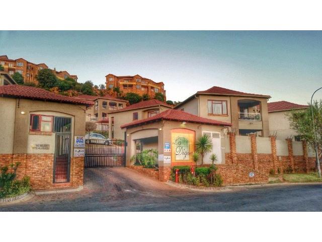 2 Bedroom Townhouse for sale in Winchester Hills