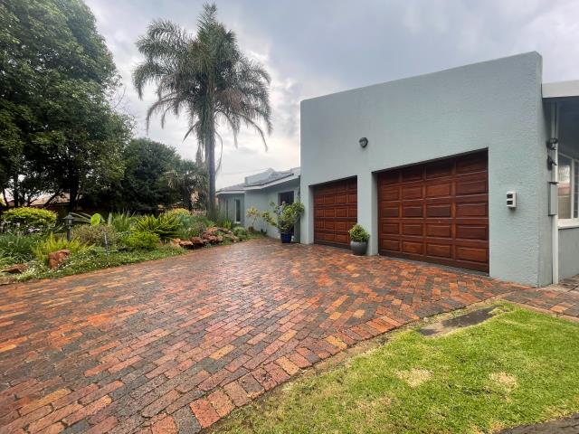 4 Bedroom House for sale in Meyersdal