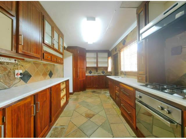 3 Bedroom Apartment for sale in Secunda