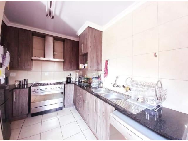 1 Bedroom House for sale in Secunda