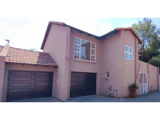 3 Bedroom House for sale in Trichardt