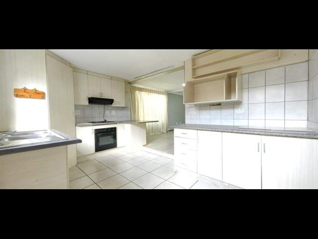 1 Bedroom Garden Cottage to let in Secunda