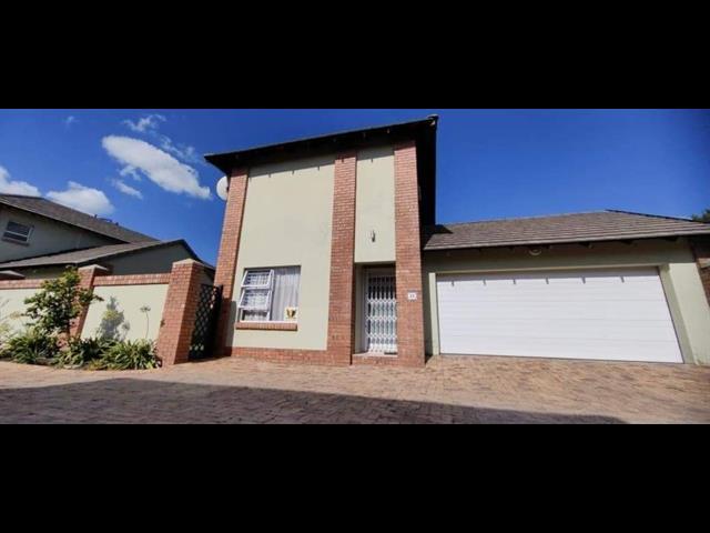 3 Bedroom Duplex to let in Secunda