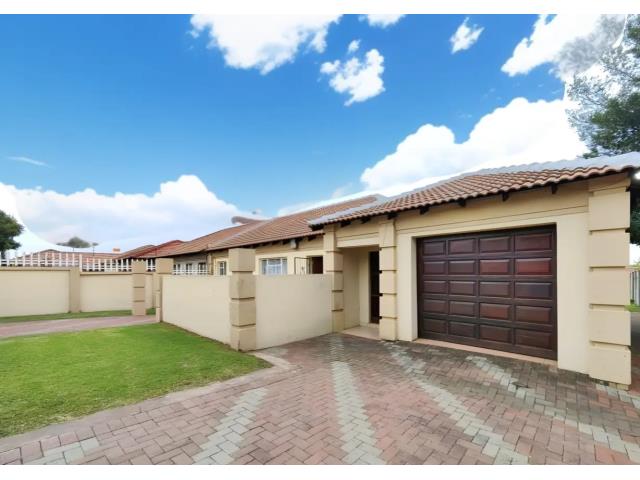 3 Bedroom House to let in Secunda