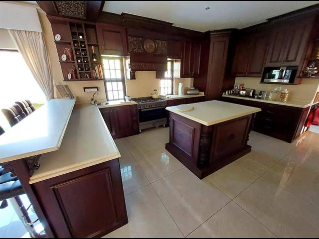 5 Bedroom House for sale in Secunda