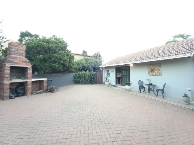 1 Bedroom Garden Cottage to let in Secunda