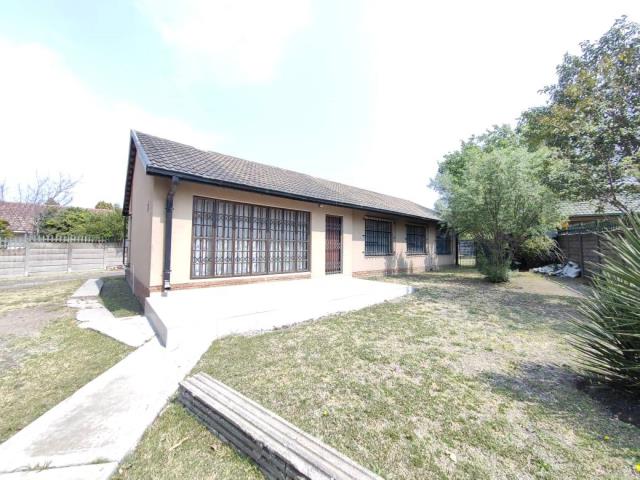 3 Bedroom House for sale in Secunda