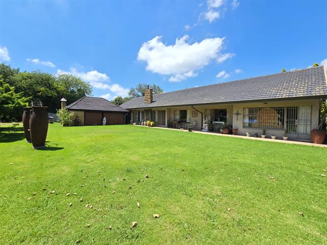 4 Bedroom House for sale in Kinross