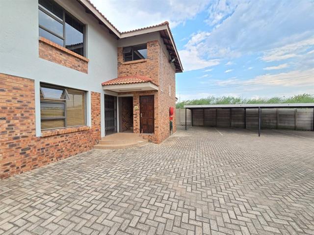 2 Bedroom Apartment for sale in Secunda