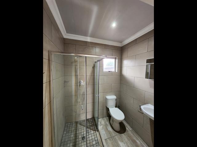 Bachelor apartment to let in Vanderbijlpark SE