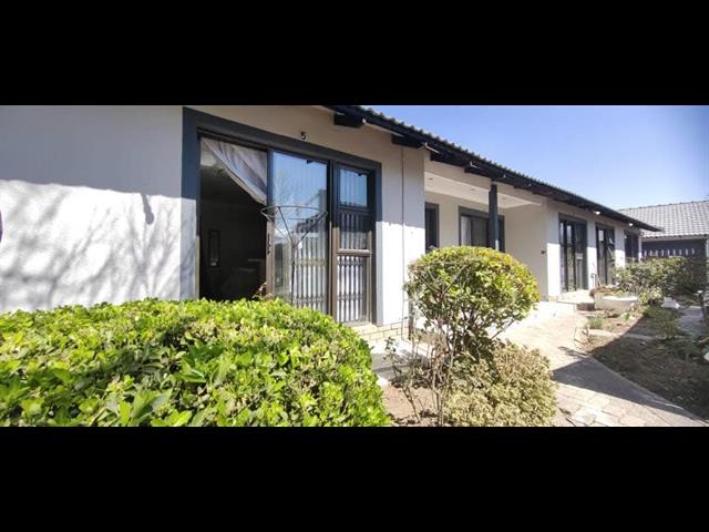Bachelor apartment to let in Secunda