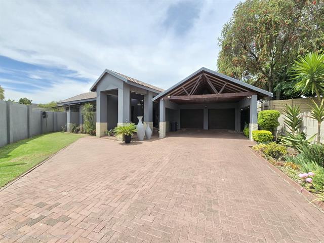 4 Bedroom House to let in Secunda