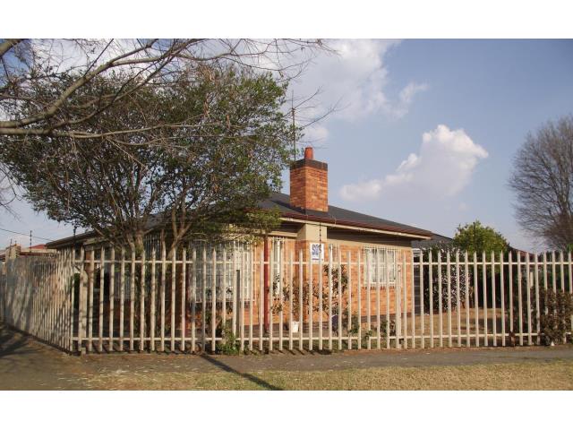 3 Bedroom House for sale in Towerby