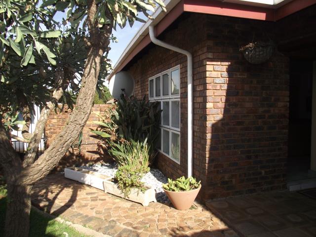 3 Bedroom Townhouse for sale in Mayfield Park