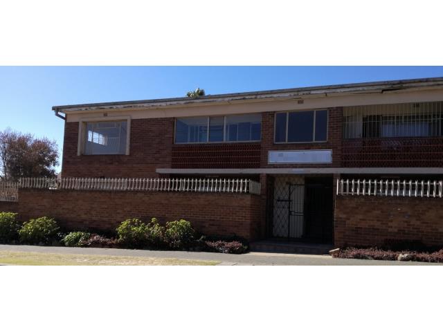 10 Bedroom House for sale in Kenilworth