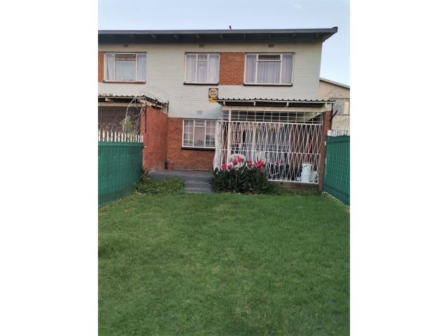 3 Bedroom Townhouse for sale in Bellavista South