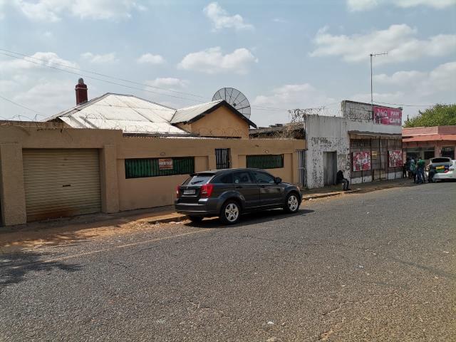 3 Bedroom House for sale in La Rochelle