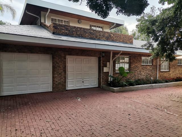 4 Bedroom House for sale in Waterkloof