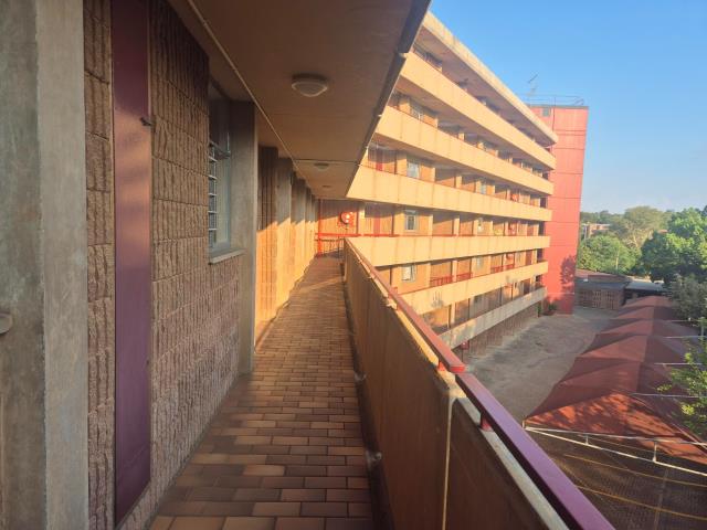 2 Bedroom Apartment for sale in Lynnwood Glen