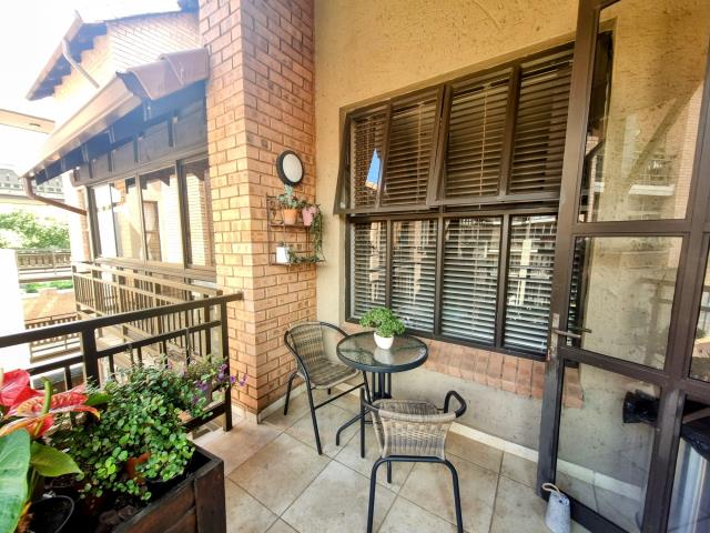 2 Bedroom Apartment for sale in Newlands