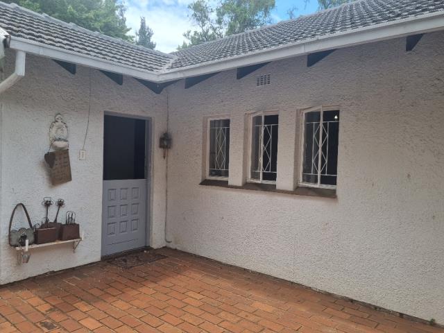 4 Bedroom House for sale in Lynnwood Glen