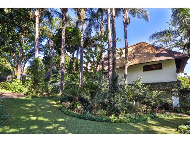 6 Bedroom House for sale in Waterkloof Ridge