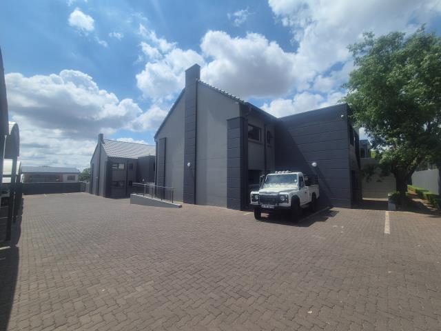 2 Bedroom Apartment to let in Menlo Park