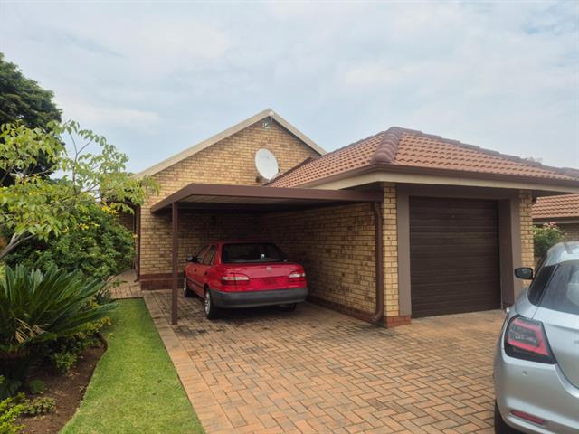 2 Bedroom Townhouse for sale in Equestria