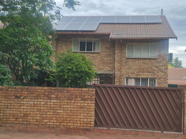 3 Bedroom Duplex to let in Brummeria