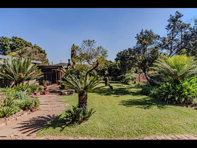 4 Bedroom House for sale in Murrayfield