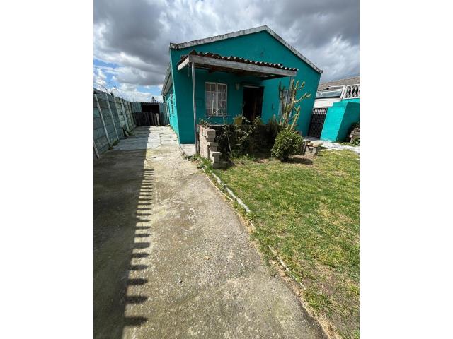 3 Bedroom House for sale in New Woodlands