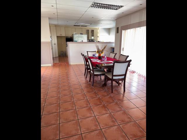 4 Bedroom House for sale in Zeekoevlei