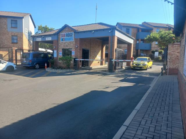 2 Bedroom Apartment to let in Erand Gardens