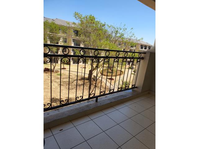 2 Bedroom Apartment to let in Noordwyk