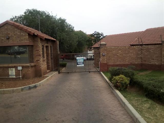 2 Bedroom Apartment to let in Noordwyk