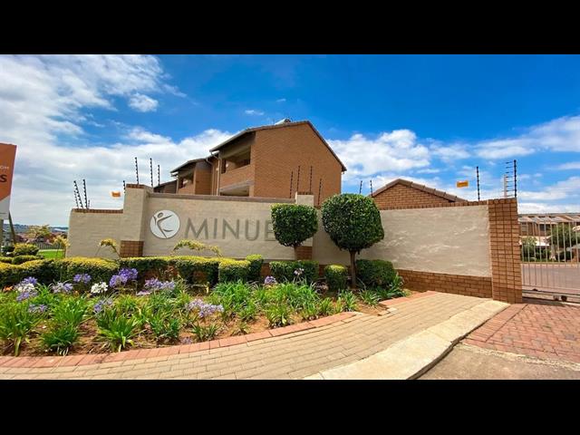 2 Bedroom Apartment for sale in Sagewood