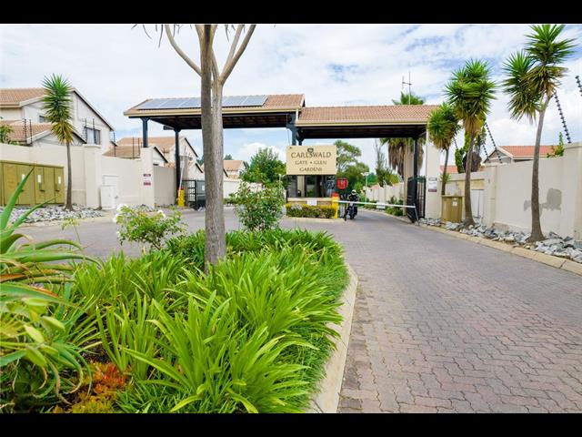 4 Bedroom House for sale in Carlswald