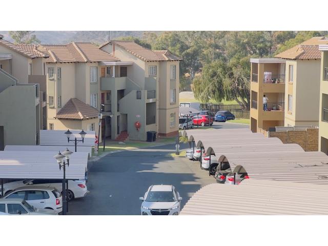 2 Bedroom House for sale in Meredale