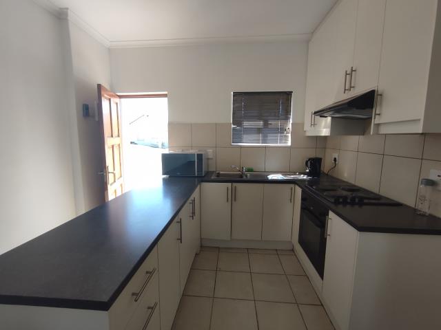 4 Bedroom House to let in Mt. Simon Estate