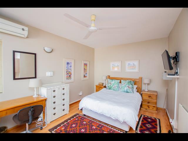  to let in Paradyskloof
