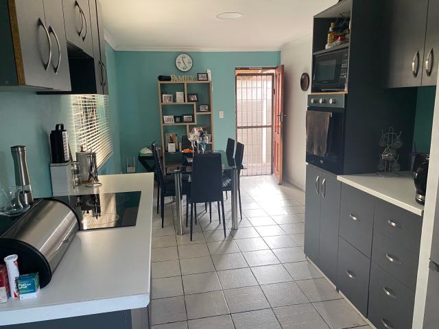 3 Bedroom House for sale in Lotus River