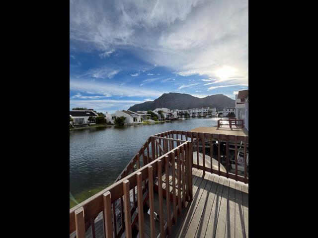 3 Bedroom House to let in Marina Da Gama