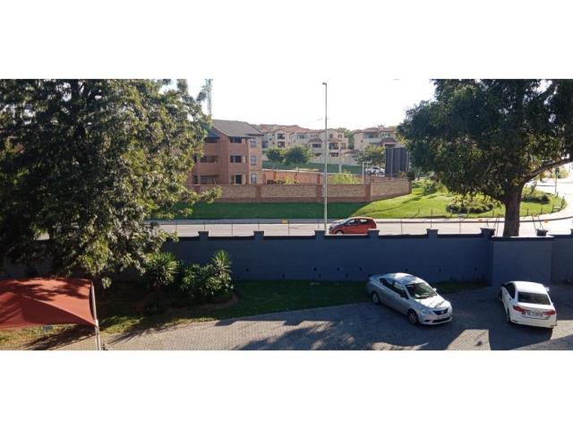 2 Bedroom Apartment to let in Noordwyk