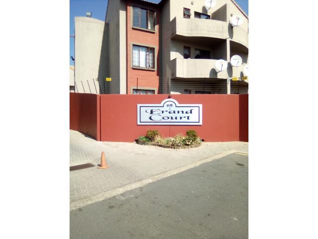 2 Bedroom Apartment to let in Noordwyk