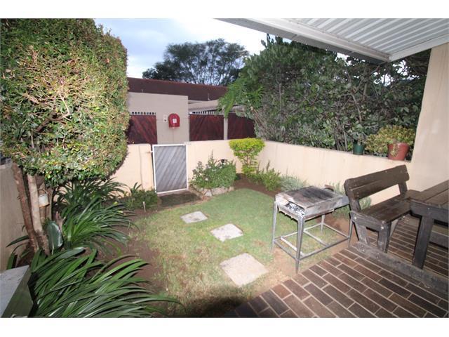 2 Bedroom Apartment to let in Garsfontein