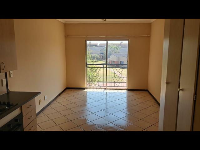 0.5 Bedroom Apartment to let in Pretoria North