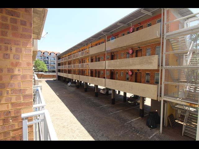 0.5 Bedroom Apartment to let in Hatfield