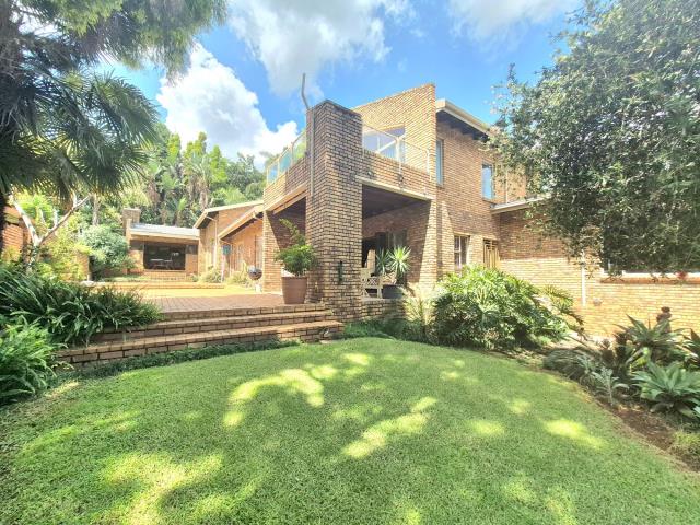 3 Bedroom House for sale in Moreleta Park