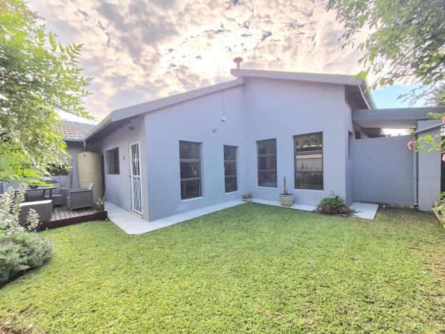 3 Bedroom House for sale in Elarduspark