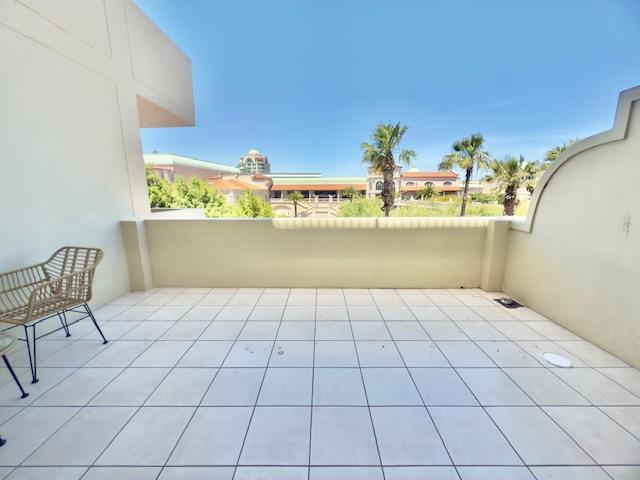 1 Bedroom Apartment to let in Century City